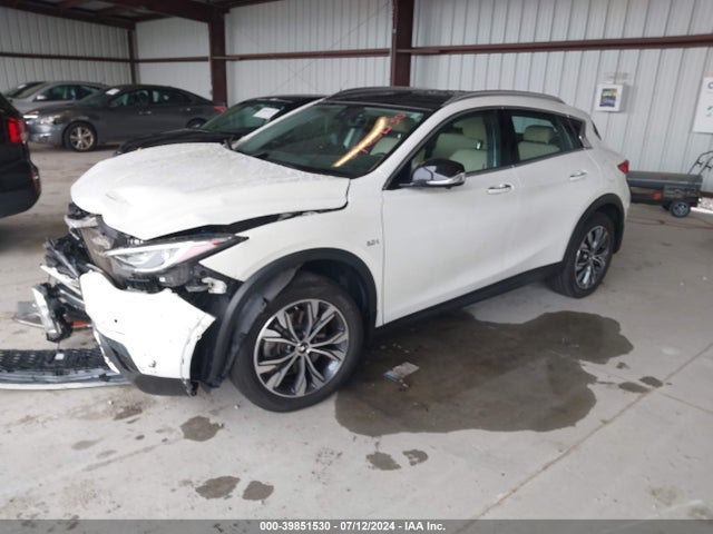 Infiniti Qx30 Essential 2019 SJKCH5CR9KA011005 Image 2