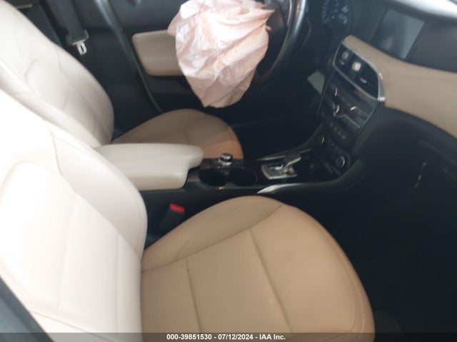 Infiniti Qx30 Essential 2019 SJKCH5CR9KA011005 Image 5