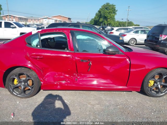 ZARFAMBN8K7601356 Alfa Romeo Giulia Ti Sport Rwd