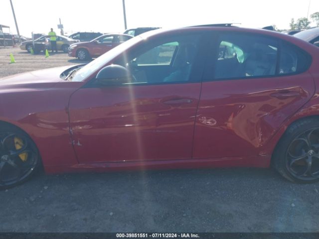 ZARFAMBN8K7601356 Alfa Romeo Giulia Ti Sport Rwd