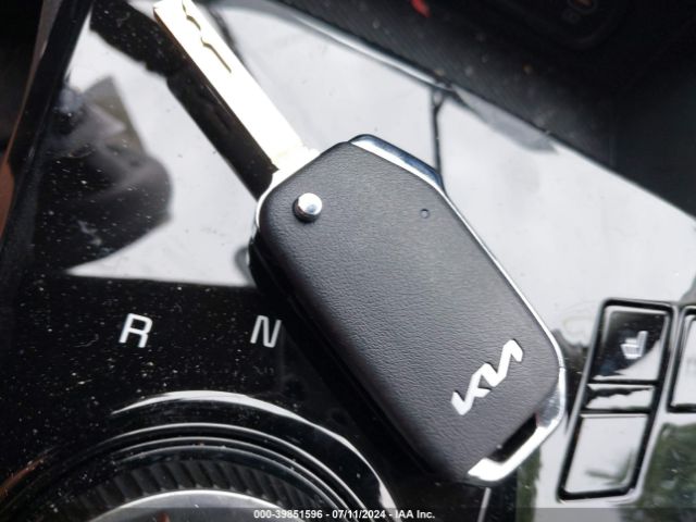 KNDPUCDG4R7139578 KIA Sportage Hybrid Lx