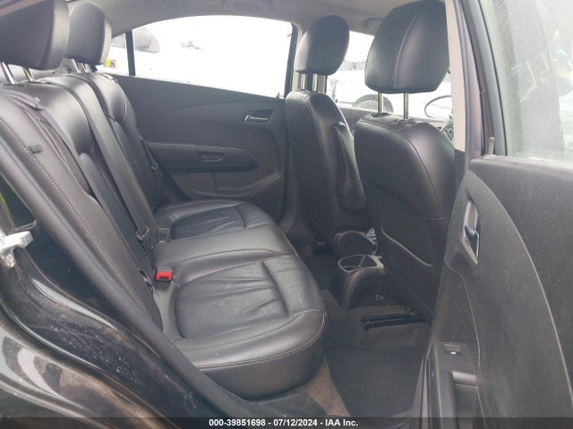 Chevrolet Sonic Ltz Auto 2015 1G1JE5SB4F4102364 Image 8