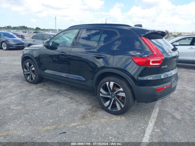 YV4L12UW3P2099798 Volvo Xc40 B5 Plus Dark Theme