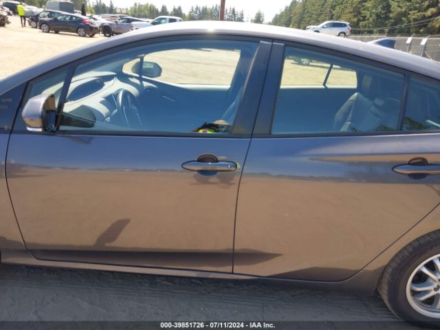 JTDKARFU6H3542931 Toyota Prius Four