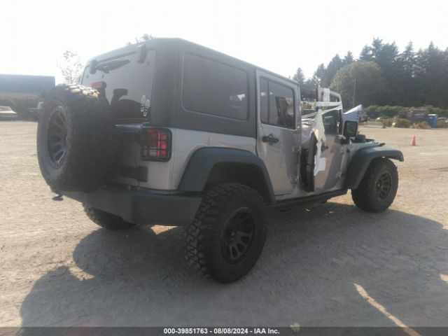 1C4BJWFG2FL767174 Jeep Wrangler Unlimited Rubicon
