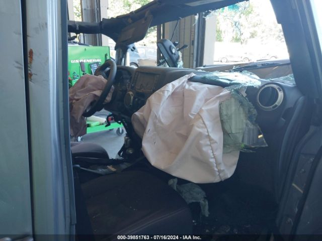 1C4BJWFG2FL767174 Jeep Wrangler Unlimited Rubicon