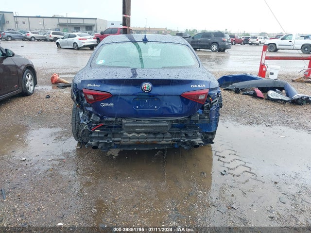 ZARFAECN9J7596655 Alfa Romeo Giulia Ti Rwd