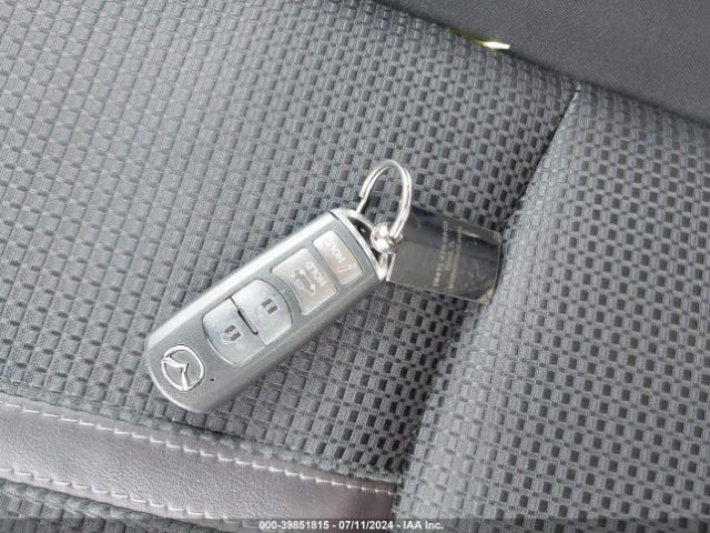 3MZBN1W33JM207396 Mazda Mazda3 Grand Touring