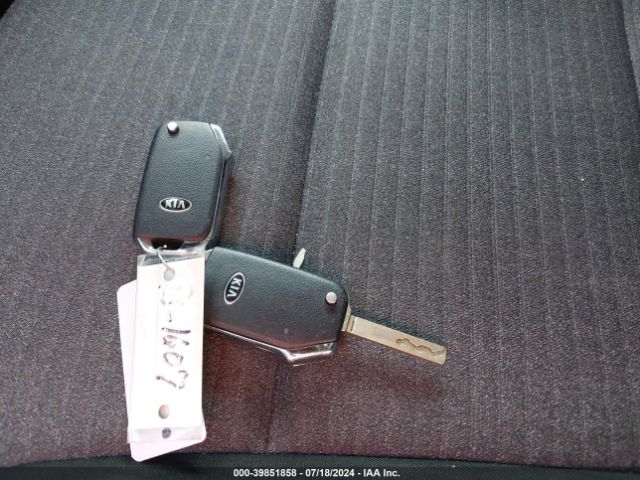 KNDJ63AU2L7070391 KIA Soul Gt-line