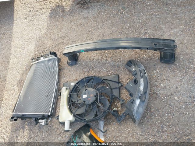 KNDJ63AU2L7070391 KIA Soul Gt-line