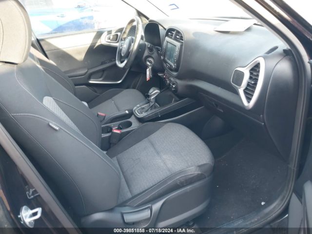 KNDJ63AU2L7070391 KIA Soul Gt-line