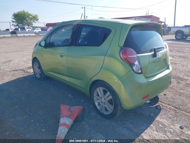Chevrolet Spark 1lt Auto 2014 KL8CD6S9XEC417933 Image 3