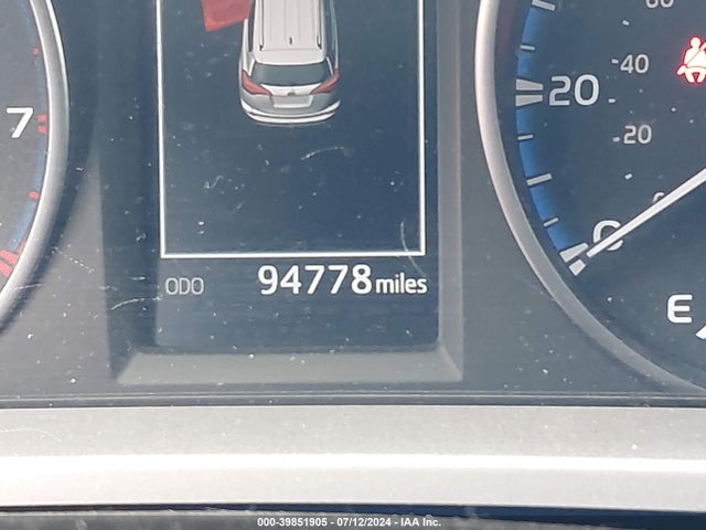 Toyota RAV4 LE 2017 JTMZFREV8HJ108550 Image 16