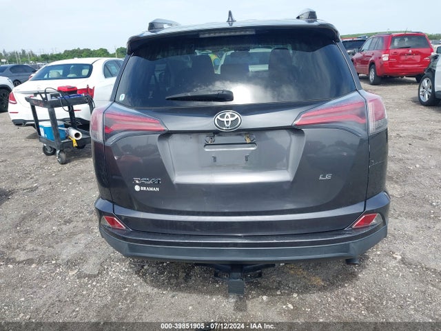 Toyota RAV4 LE 2017 JTMZFREV8HJ108550 Image 17