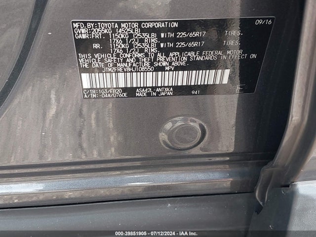 Toyota RAV4 LE 2017 JTMZFREV8HJ108550 Image 9
