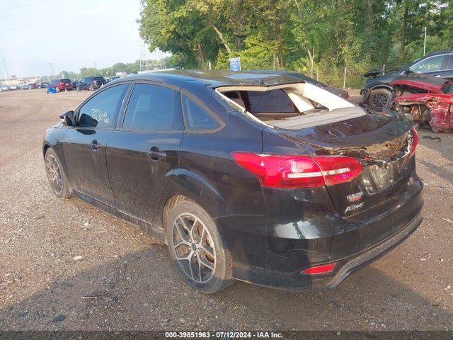 Ford FOCUS SE 2015 1FADP3F20FL239746 Image 3