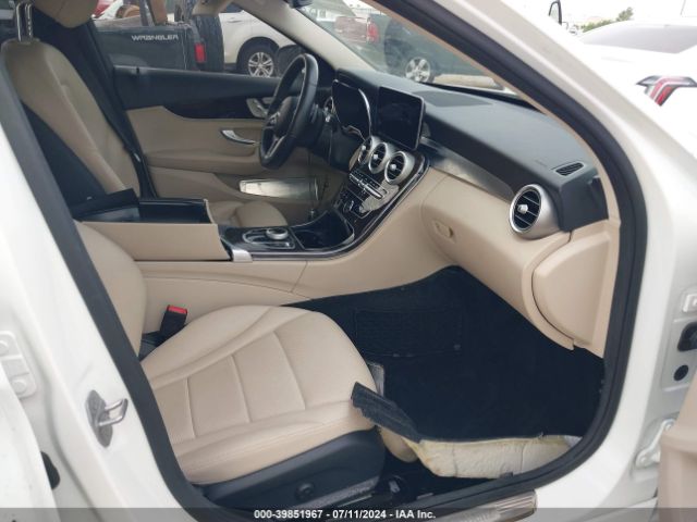 W1KWF8DB5MR650002 Mercedes-Benz C 300 Sedan