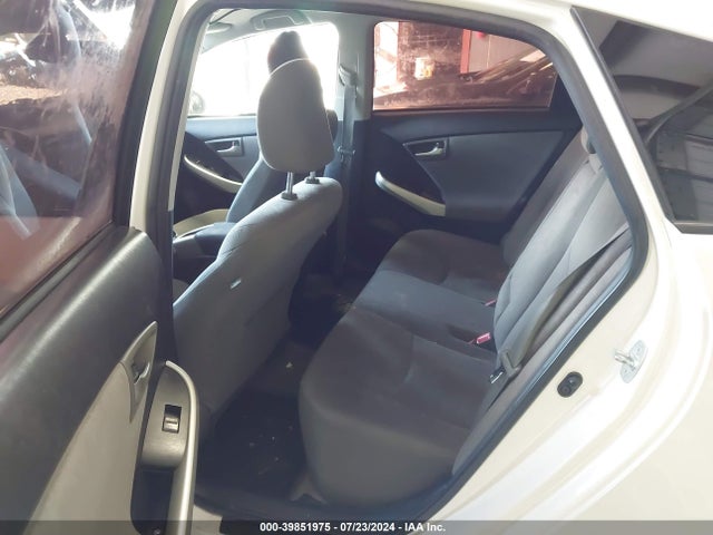 Toyota Prius Three 2015 JTDKN3DU4F0472946 Image 8