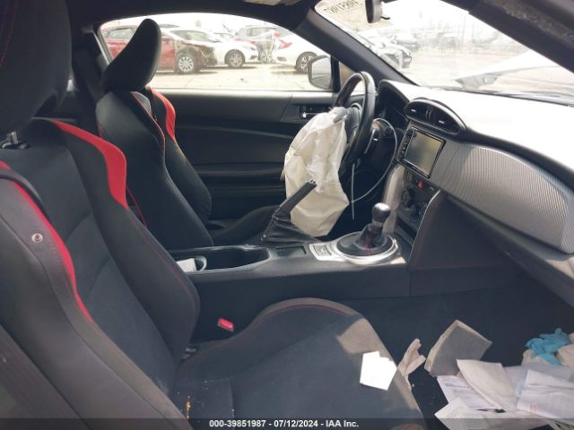 JF1ZNAA13G8705768 Scion FR-S