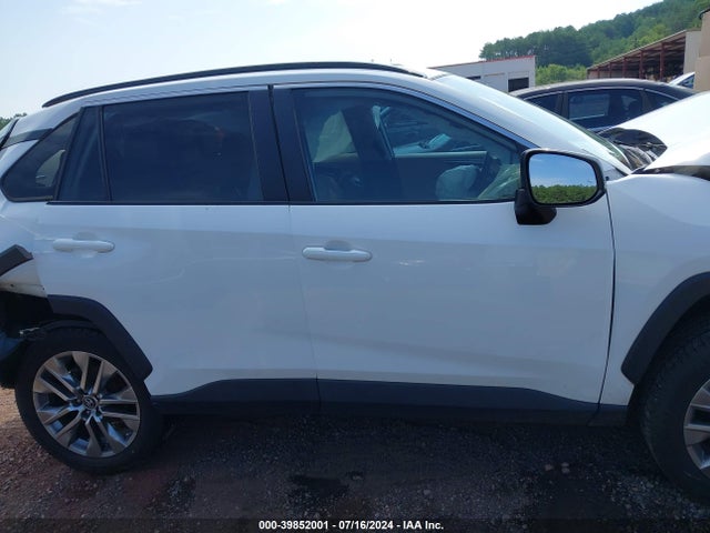 Toyota Rav4 Xle Premium 2019 2T3C1RFV3KC016193 Image 13