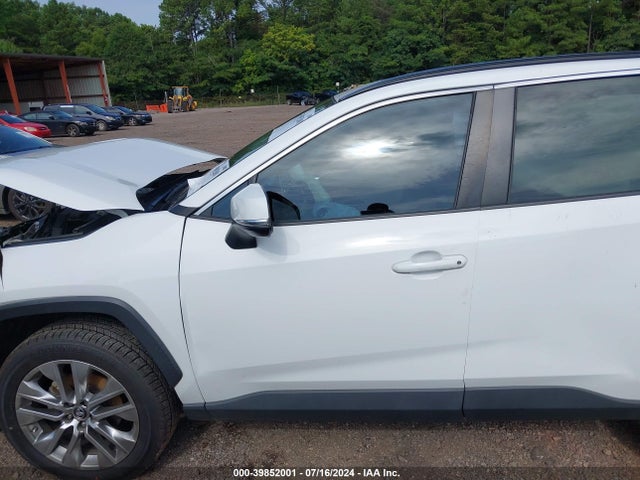 Toyota Rav4 Xle Premium 2019 2T3C1RFV3KC016193 Image 14