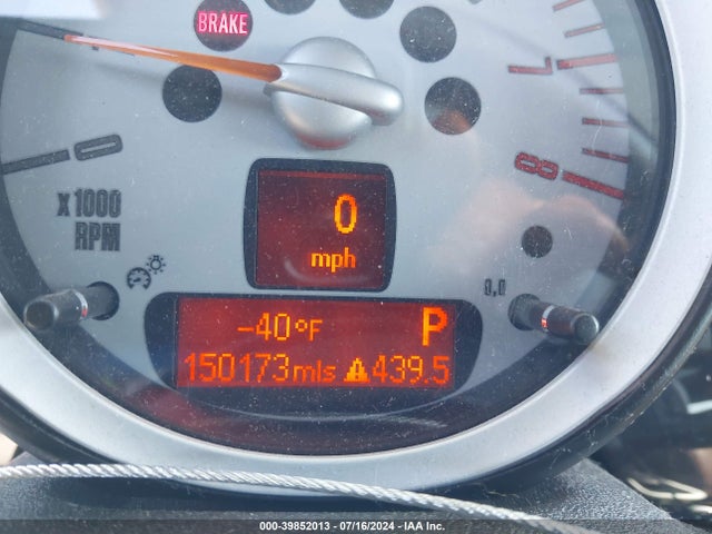 2008 MINI COOPER CLUBMAN WMWML33508TN66619 Photo 6