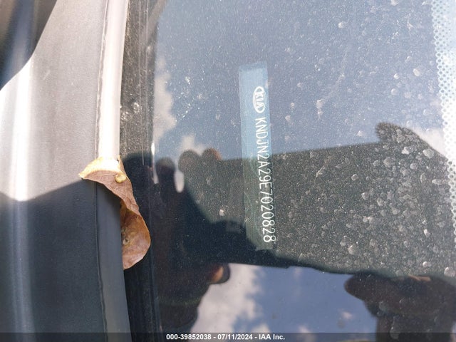 KIA Soul 2014 KNDJN2A29E7020828 Image 9