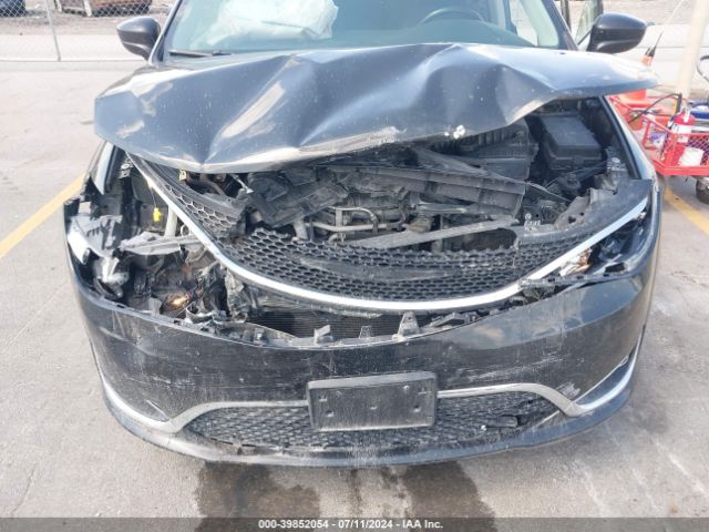 2C4RC1EG8JR257327 Chrysler Pacifica Touring L Plus