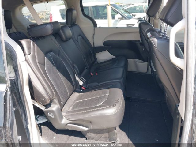 2C4RC1EG8JR257327 Chrysler Pacifica Touring L Plus