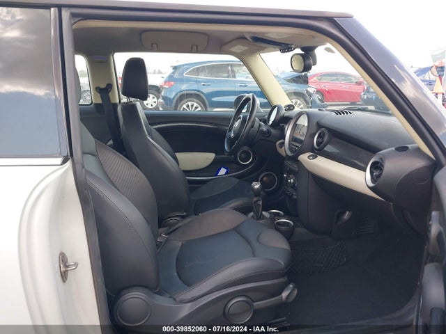 2013 MINI HARDTOP WMWSV3C54DT477664 Photo 4
