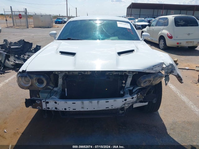 Dodge Challenger Sxt 2018 2C3CDZAG7JH155325 Image 12