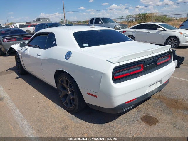 Dodge Challenger Sxt 2018 2C3CDZAG7JH155325 Image 3