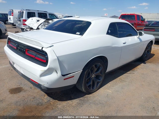 Dodge Challenger Sxt 2018 2C3CDZAG7JH155325 Image 4