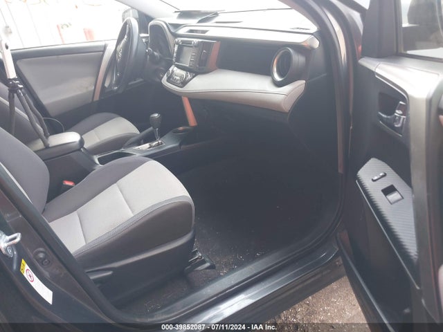 Toyota Rav4 Xle 2014 JTMRFREV9EJ003088 Image 5