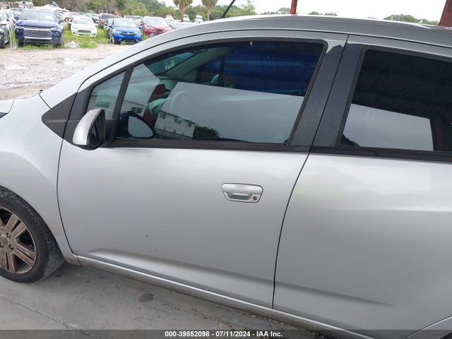 Chevrolet Spark Ls Auto 2014 KL8CB6S95EC526712 Image 12