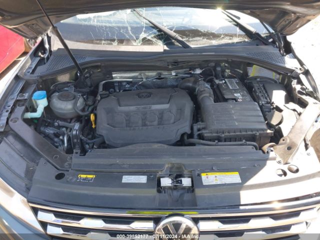 3VV3B7AX0MM120784 Volkswagen Tiguan 2.0t Se/2.0t Se R-line Black/2.0t Sel