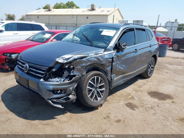 3VV3B7AX0MM120784 Volkswagen Tiguan 2.0t Se/2.0t Se R-line Black/2.0t Sel