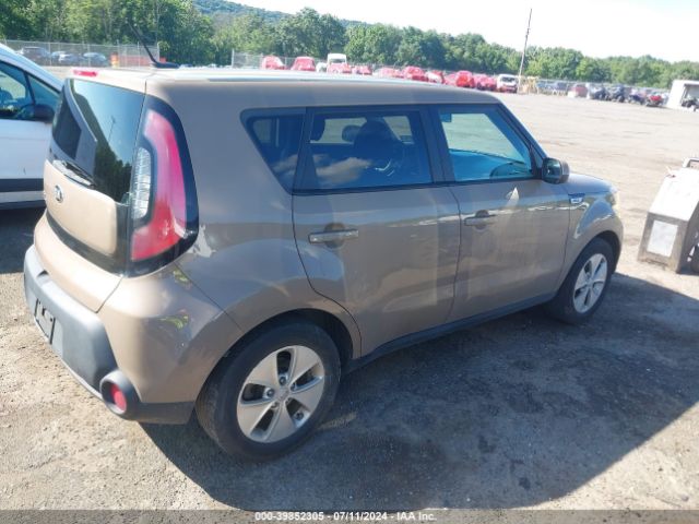KNDJN2A28G7242988 KIA Soul