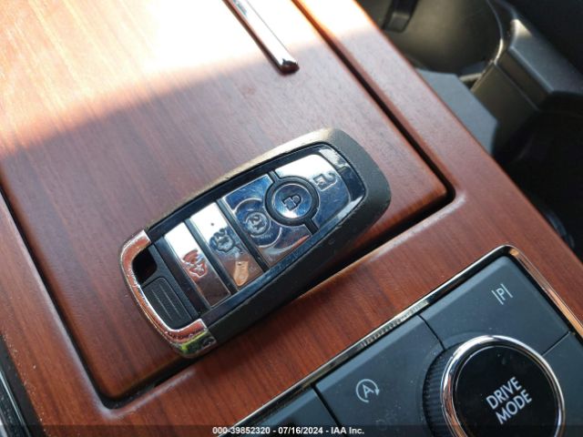 5LMJJ2LT3NEL12612 Lincoln Navigator Reserve