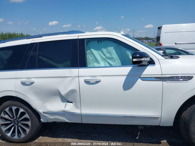 5LMJJ2LT3NEL12612 Lincoln Navigator Reserve