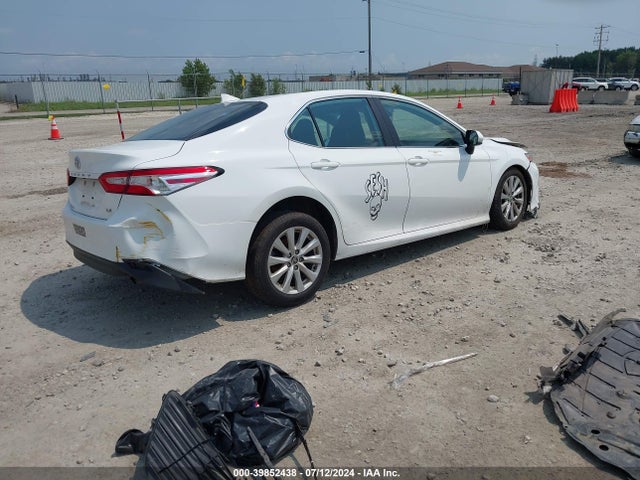 Toyota CAMRY LE 2020 4T1C11AK1LU360998 Image 4