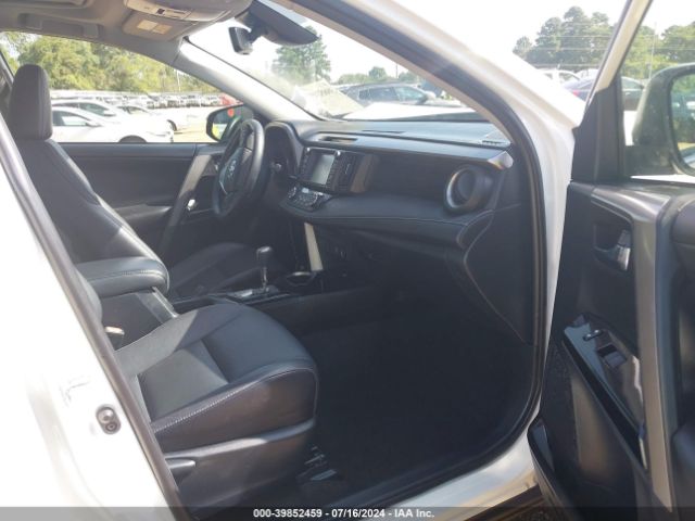 JTMDFREV9JD257578 Toyota Rav4 Limited
