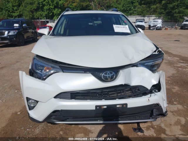 JTMDFREV9JD257578 Toyota Rav4 Limited
