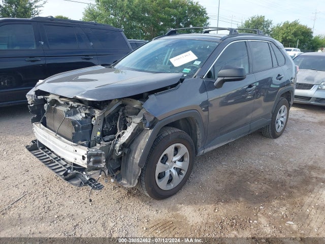Toyota RAV4 LE 2020 2T3H1RFVXLW071701 Image 2