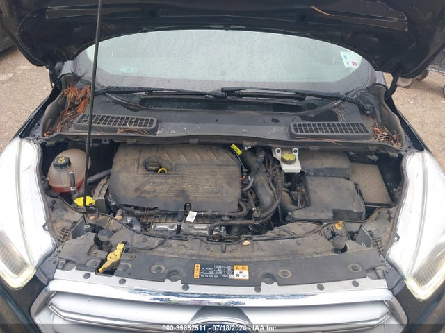 1FMCU0GD9HUA35095 Ford ESCAPE SE