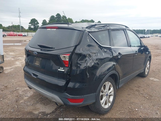 1FMCU0GD9HUA35095 Ford ESCAPE SE