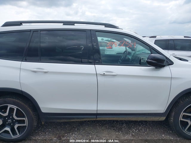 Honda Passport Awd Elite 2022 5FNYF8H05NB003442 Image 13