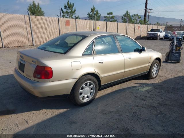 1997 AUDI A4 WAUCB88D2VA108406 Photo 3