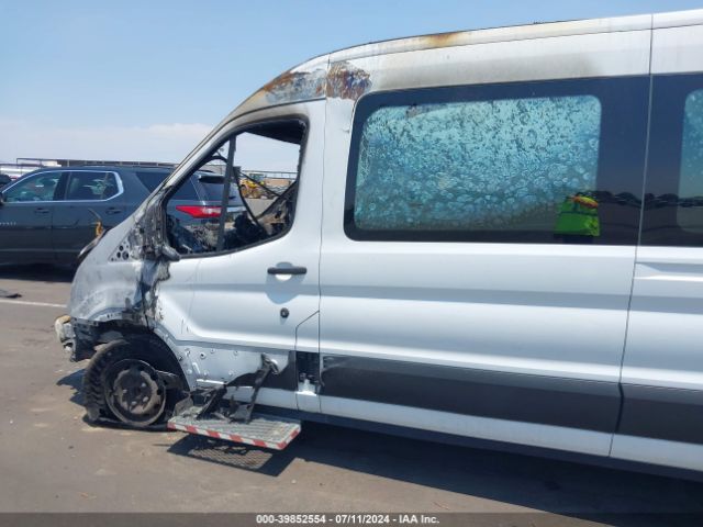 Ford Transit-250 2019 1FTYR2CM3KKA80694 Image 13