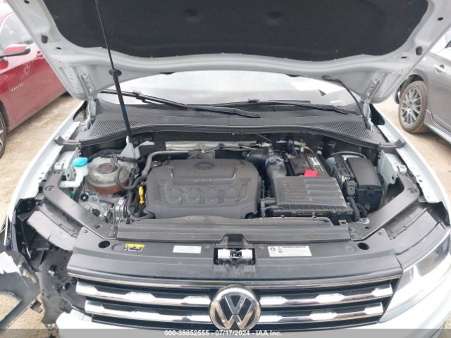 3VV3B7AXXJM180115 Volkswagen Tiguan 2.0t Se/2.0t Sel